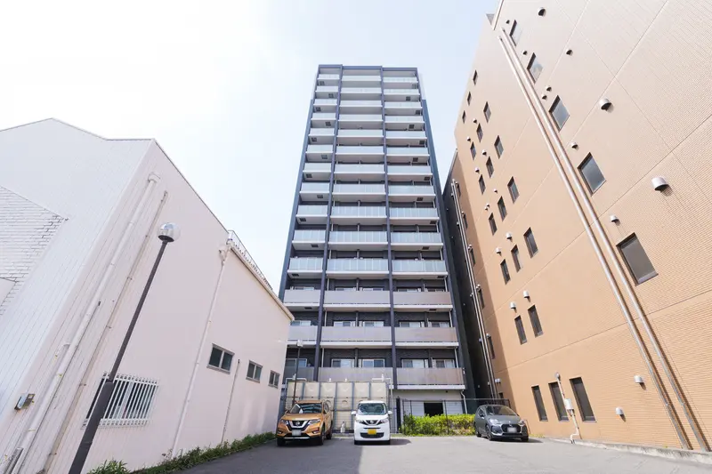 나고야시 나카구 쓰루마이역 도보 6분 원룸 + 주방 분리 (1K) 프레상스 쓰루마이코엔 세라비